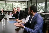 Competências de Comunicação: Melhore a Assertividade Competências de Comunicação: Melhore a Assertividade