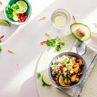 O que é uma dieta pobre em hidratos de carbono e quais são os seus benefícios? - nutricao
