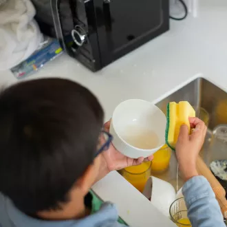 A importância das tarefas domésticas na educação dos filhos - educar criancas responsaveis