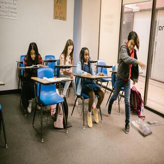 O método kiva e outros programas de prevenção do bullying escolar