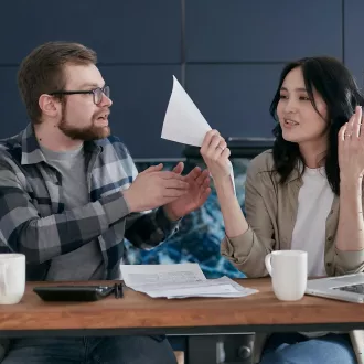 Técnicas para ouvir ativamente o seu parceiro - melhorar comunicacao casais