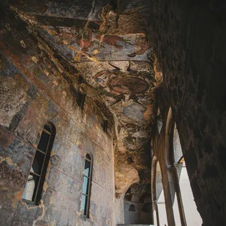 Voz trêmula: truques de cantores para transmitir segurança ao falar - superar medo cenico