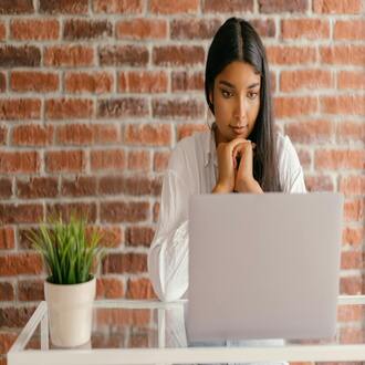 Alternativas de estudo econômicas: invista no seu futuro sem ir à falência -  cursos baratos online con certificado