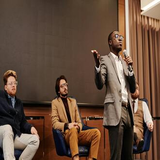 Cursos de coaching empresarial para o desenvolvimento da liderança feminina - coaching empresarial