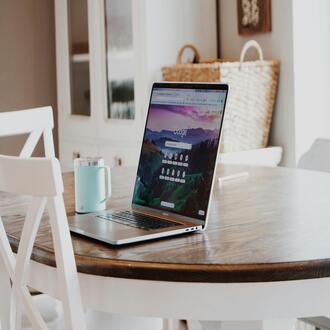 Cursos online com bolsas de estudo: sua porta de entrada para a educação acessível
