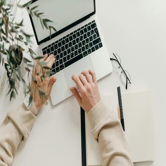 Maneiras incríveis de melhorar suas habilidades -  cursos baratos online con certificado