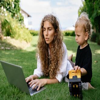 Posso baixar o material de um curso online barato? -  cursos baratos online con certificado